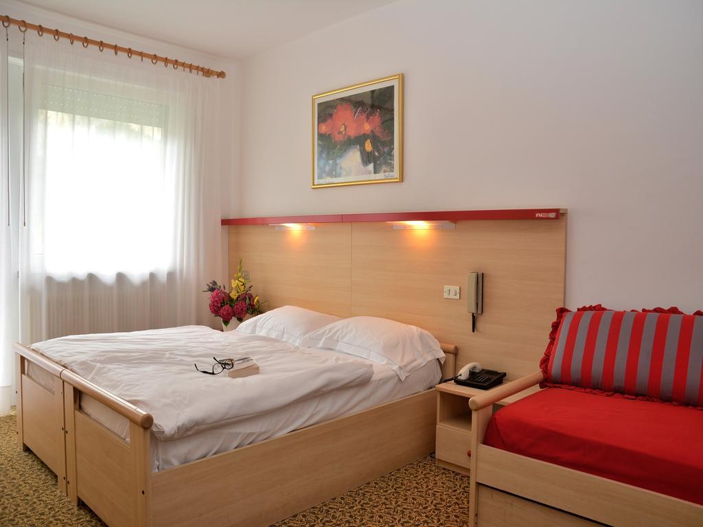Park Hotel Eden Torbole Sul Garda Dış mekan fotoğraf