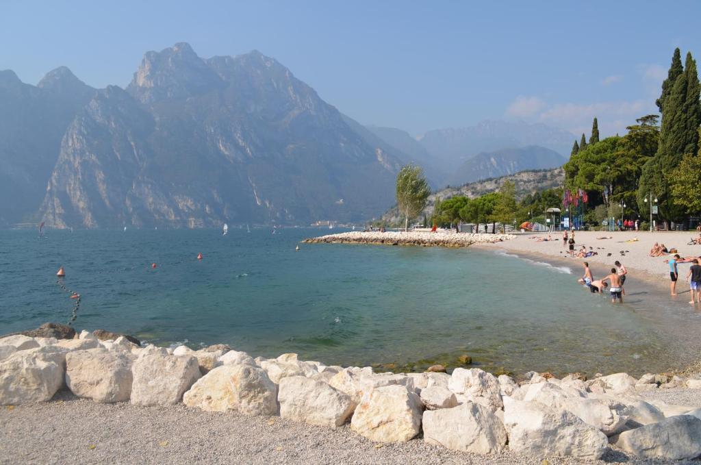 Park Hotel Eden Torbole Sul Garda Dış mekan fotoğraf
