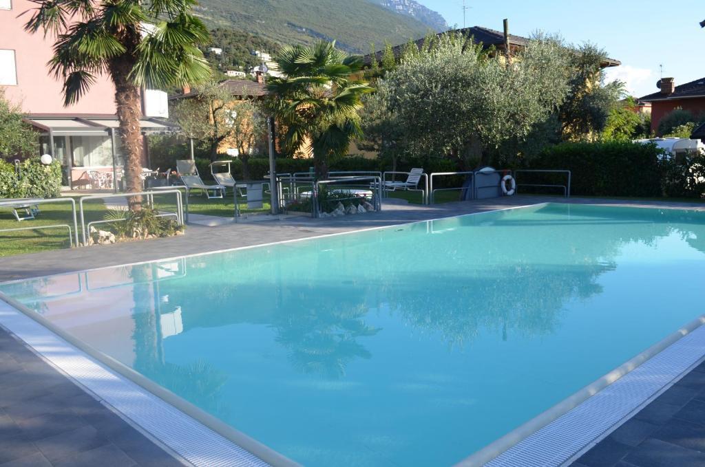 Park Hotel Eden Torbole Sul Garda Dış mekan fotoğraf